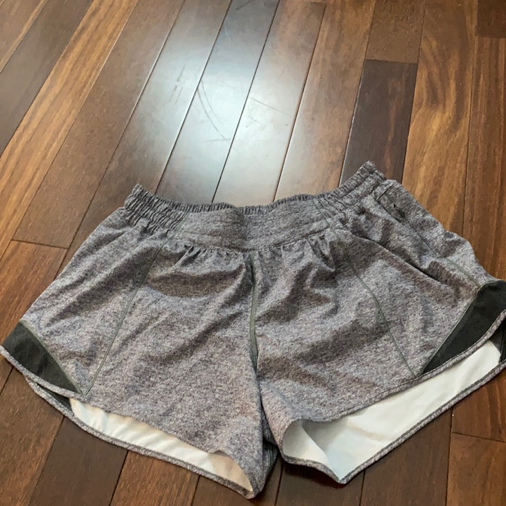 Lululemon Women’s Size 12 tall hotty hot shorts